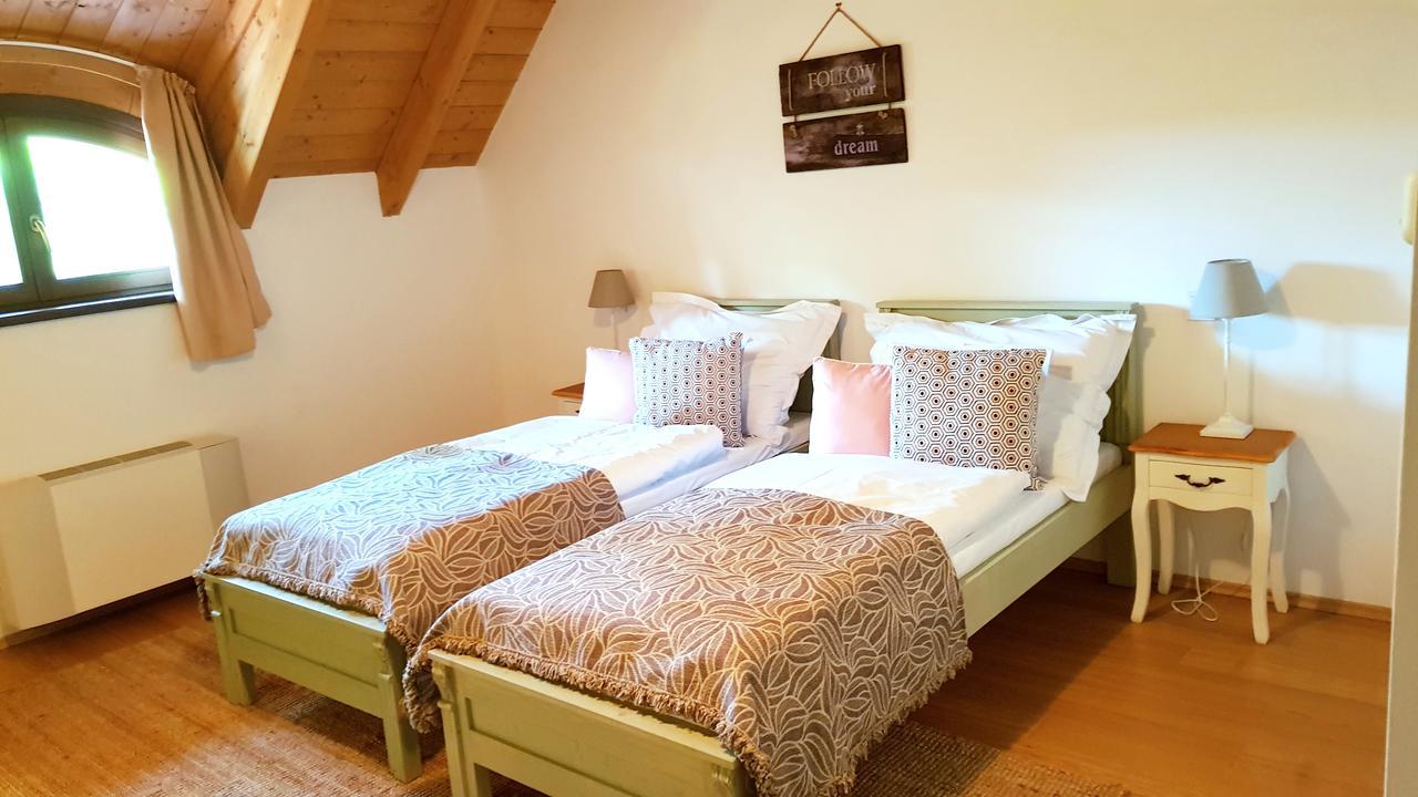 Bed and Breakfast BASALTINA Panzió Balatonederics Exterior foto